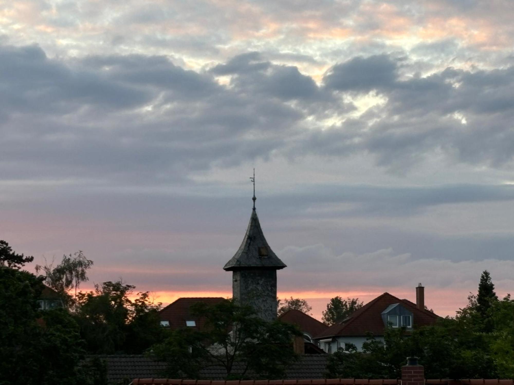 Schoene Dachgeschosswohnung Im Herzen Von Deidesheim Exteriör bild
